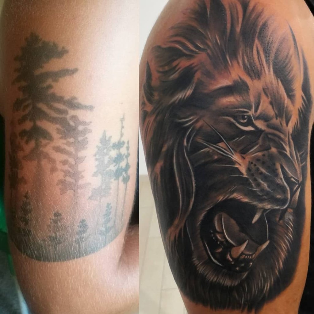 Picture of: Cover up Lion Tattoo #coverup #tattoo #lion #blackandgrey #tattoos