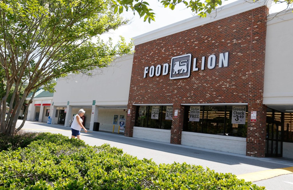 Picture of: Food Lion co-founder Ketner dies at age