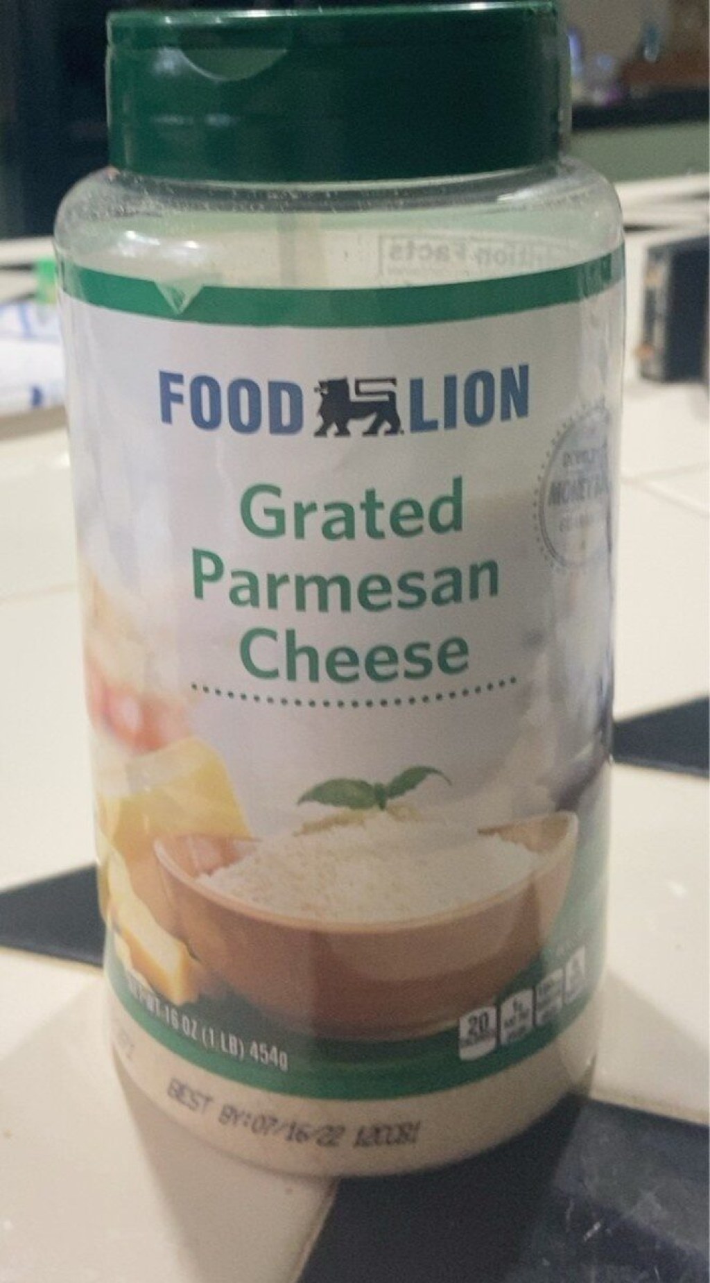 Picture of: Food Lion Grated Parmesan Cheese –  lb