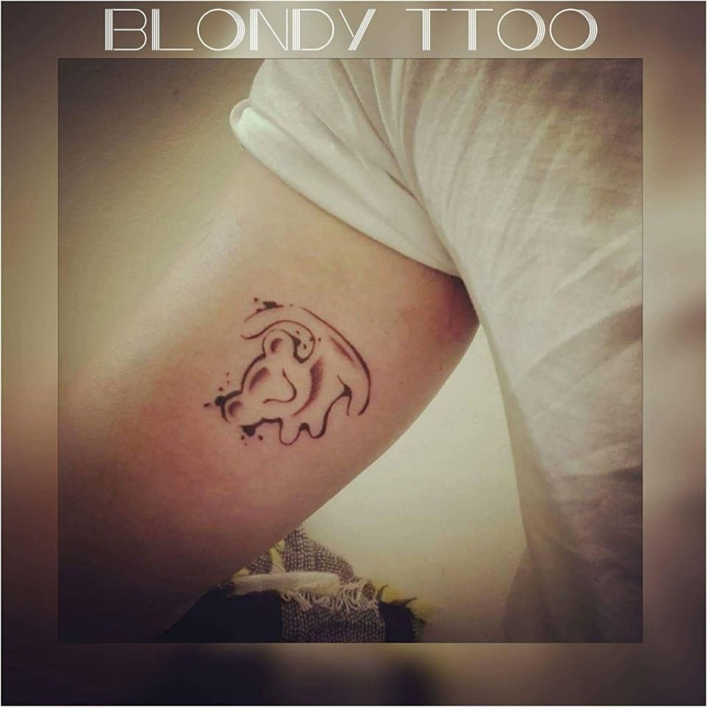 Picture of: lion king tattoo simba small tattoo cute tattoo  Tatuaggi disney